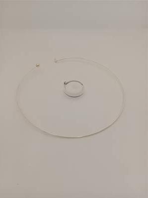 Pendentif collier rigide Cachou Milk Blanc