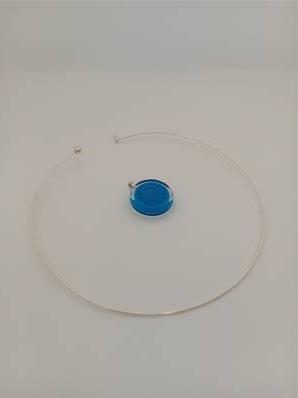Pendentif collier rigide Cachou Milk Rouge