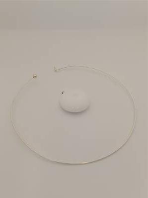 Pendentif collier rigide Galet Milk Blanc