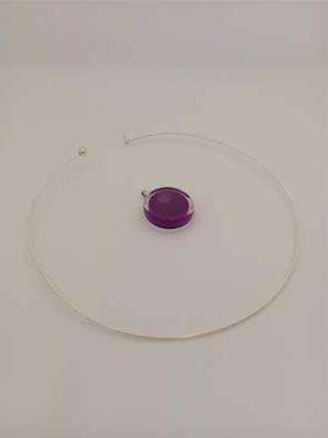 Pendentif collier rigide Cachou Milk Violet